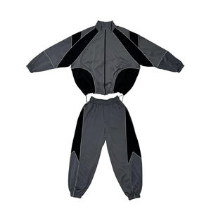 Chaqueta Casual con Cremallera y Pantalones Acampanados 100% Nailon con Líneas Reflectantes Nuevo Diseño Chándal Cortavientos Extra Grande para Hombre - Product Image 2