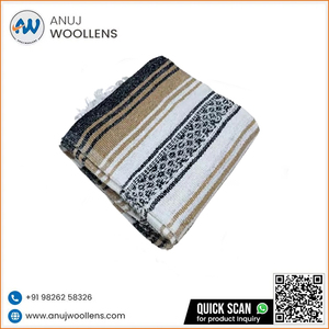 ผ้าห่ม Falsa ธรรมชาติที่แสนสบายและทำด้วยมือจะช่วยเพิ่มความสง่างามให้กับห้องนั่งเล่นหรือห้องนอนของคุณ - Product Image 2