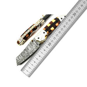 Cuchillo de bolsillo plegable Damasco Mango de calidad premium Cuchillo plegable de acero Damasco - Product Image 3