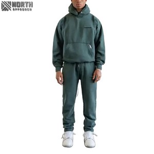 Chándal de terciopelo personalizado de alta calidad, ropa deportiva para hombre, traje de terciopelo, chándales de terciopelo de lujo para hombre, chándal Vintage - Product Image 1