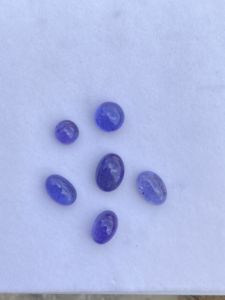 หินแทนซาไนต์ธรรมชาติที่น่าตื่นตาตื่นใจอัญมณีทรงหลังเบี้ยทรงหลวมสี16.37กะรัต - Product Image 3