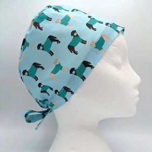 Bonnets médicaux respirants pour femmes avec ajustement réglable, résistants à la transpiration, confortables, construction durable et personnalisation du logo. - Product Image 4