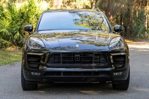 (F&H) Porsche Macan Turbo Usado del 2015 - Product Image 2