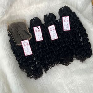 Paquetes de cabello humano crudo vietnamita rizado romántico con cierre de encaje Estilo de onda natural Producto de extensiones alineadas con cutícula virgen - Product Image 1
