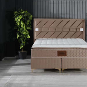 Tête de lit rembourrée marron avec rembourrage en mousse Design minimaliste et confortable - Product Image 1