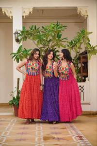 Elegante y elegante completamente elegante Kurti de color púrpura en tela Georgette en trabajo Gamthi, espejo y trabajo de encaje Kodi para ropa de mujer - Product Image 6