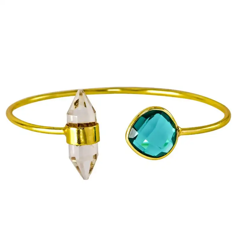 Einzigartige Goldsinphonie: Ein auffallendes Draht-Armband mit Diamant und grünen Edelsteinen elegantes Design-Armband für Damen und Mädchen