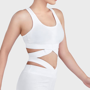 Sujetador deportivo simple ligero de calidad superior para gimnasio de mujer y yoga Fitness diseño personalizado e impresión frontal - Product Image 4