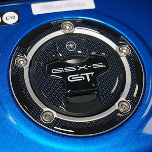Adesivo Protettivo 3D per Tappo Serbatoio per Suzuki GSX-S 1000 GT 2021, Pad Decorativo per Serbatoio - Product Image 1