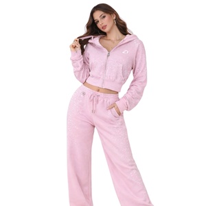 Conjunto Deportivo Rosa con Pedrería, Transpirable, Sudadera Corta Oversize y Pantalones Acampanados, Dos Piezas, Fabricante Personalizado ODM - Product Image 3