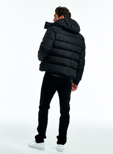 Veste Puffer Vente en gros Logo personnalisé OEM Veste d'hiver imprimée de haute qualité pour hommes Veste bulle Puffer avec poches - Product Image 3