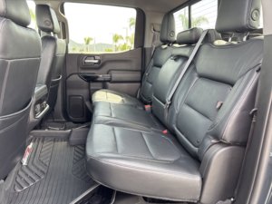Chevrolet Silverado 1500 RST 2020 Usada en Buen Estado - Product Image 4