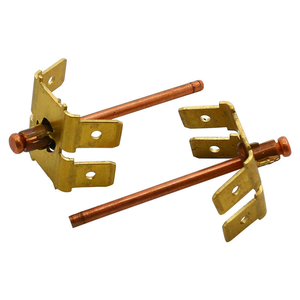 Rivet aveugle en laiton de 4 mm avec quatre oreilles en cuivre pour mise à la terre - Product Image 1