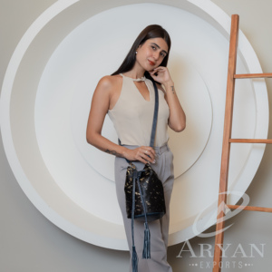 Sac seau en cuir de vachette métallique à poils faits à la main Sac boho en cuir véritable Sac à main occidental avec cordon de serrage Sac à main classique pour femme - Product Image 3