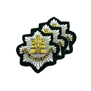 เสื้อเบลเซอร์ปักลายด้วยแท่งลวดสีทองคุณภาพเยี่ยมราคาถูกเย็บด้วยมือพร้อมลูกปัดตกแต่ง - Product Image 4