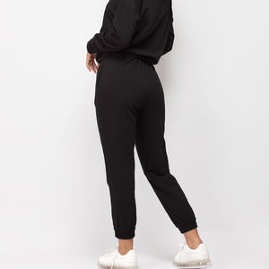 Ensemble de survêtements d'hiver deux pièces personnalisé pour femmes 2025 Ensemble de jogging deux pièces de qualité supérieure pour femmes Survêtements OEM - Product Image 4