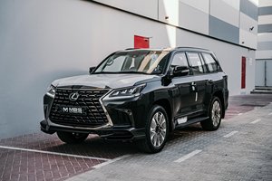 SUV LX 570 d'occasion 2017-2025, propre et en excellent état, sans accident, meilleur prix, prix abordable, commande en gros disponible, à vendre - Product Image 4