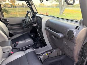 Jeep Wrangler Rubicon 4x4 2010 Usado en Buen Estado - Product Image 5