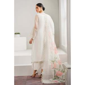 Ensemble de costume en organza brodé pour femmes UF-526 - Product Image 2