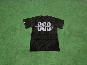 Camiseta de Hombre 2026 de Alta Calidad, Personalizada con Serigrafía y Pedrería en las Mangas, 100% Algodón, Transpirable y Ecológica - Product Image 6