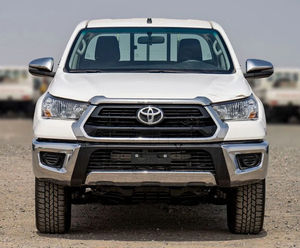 Toyota Hilux 2025, Opción Media, Gasolina 2.7, Motor de 164 hp, Control de Clima Automático, Sistema de Infoentretenimiento con Pantalla Táctil de 8 Pulgadas - Product Image 1