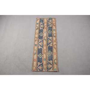 Tapis turc vintage, tapis de 1,3 x 3,6 pieds, tapis en laine bleu à motifs floraux - Product Image 1