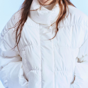 2024 Wholesale Direct Factory Custom Design Warm <b>Winter</b> <b>Quilted</b> Women's Crop Top Puffer Jacket Women Women Cropped Fur Hooded - Product Image 5