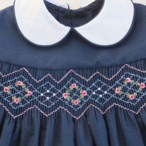 Vestido de lino suave hecho a mano para niñas pequeñas, estilo informal para el primer cumpleaños de niños pequeños, OEM hecho en Vietnam - Product Image 6