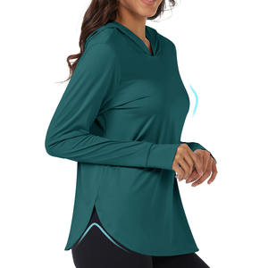 Sudadera de Pesca de la Mejor Calidad con Capucha, de Poliéster, Transpirable y Agradable al Tacto para Mujer - Product Image 3