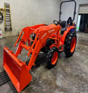Compre un Tractor Agrícola Mini Usado de Primera Calidad 4x4 L2501 con Accesorio de Cargador Frontal en Stock - Product Image 1