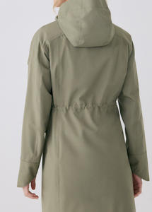 Veste coupe-vent légère à manches longues pour femmes veste à capuche respirante de luxe pour l'extérieur avec logo personnalisé - Product Image 2