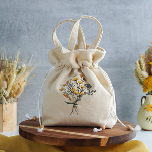 Sac en lin brodé à la main avec broderie de différentes couleurs sac à dos en lin 100% doux lavé OEM fabriqué au Vietnam - Product Image 6