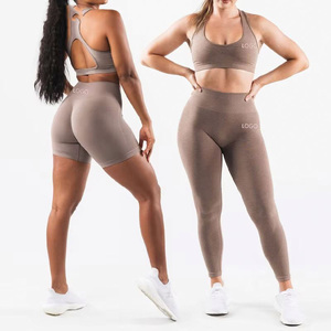 Nueva tendencia logotipo personalizado mujer Fitness Yoga y correr ropa deportiva conjunto impreso belleza espalda sujetador y levantamiento de cadera Jogging sujetador para adultos - Product Image 1