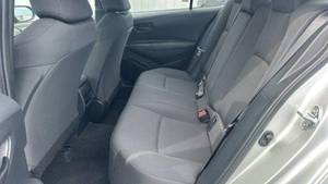 Toyota Corolla LE CV Automatique 2022 avec toit ouvrant panoramique en cuir - Product Image 5
