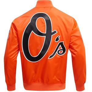 Chaqueta de satén bordada para jóvenes y adultos Estilo de béisbol Totalmente personalizable para equipos Clubes y promociones - Product Image 3