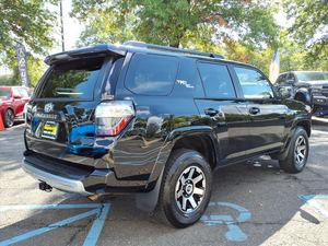 โตโยต้า ฟอร์จูนเนอร์ รุ่น TRD ออฟโรด ขับเคลื่อน 4 ล้อ ปี 2024 มือสอง - Product Image 4