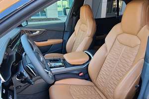 Audi RS Q8 2023 d'occasion en excellent état, 591 ch, V8 biturbo, transmission intégrale, couleur orange dragon métallisé, très bien équipée - Product Image 5