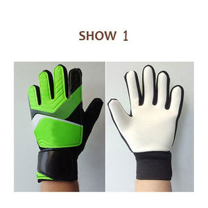 Gants de gardien de but de football de qualité supérieure Gants fabriqués en usine en tissu de haute qualité - Product Image 4
