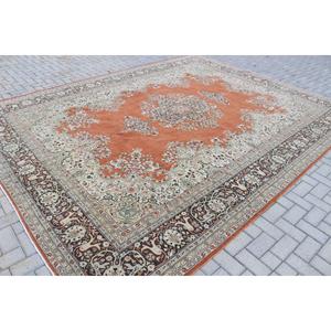 Tapis turc vintage surdimensionné 9,8x12,8 pieds, tapis orange avec bordure blanche - Product Image 2