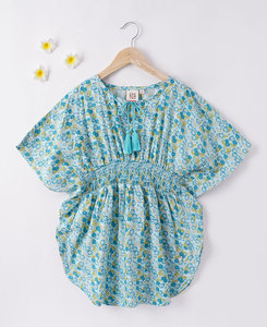 Vestido Kimono para Niñas con Estampado Floral Azul, Tela de Viscosa y Rayón, Diseño Ecológico y Elegante para el Verano - Product Image 2