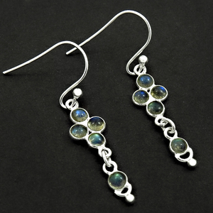 Pierre précieuse de Labradorite naturelle en argent sterling 925 Design unique Boucles d'oreilles chics pour elle Bijoux faits à la main Prix de gros Fournitures - Product Image 2