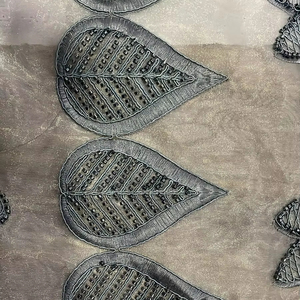 Élégante dentelle brodée florale noire avec des détails complexes, parfaite pour créer des robes de mariée sophistiquées, vêtements de soirée - Product Image 1