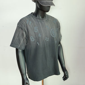 Camiseta Vintage Personalizada OEM de Algodón 100% de Alto Gramaje, Estampado de Logotipo Bordado, Camiseta Retro Oversize para Hombre de 250 g/m² con Efecto Desgastado - Product Image 4