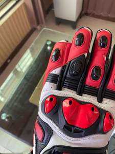 Guantes de motorista de cuero genuino Prefect Road Racer Guantes deportivos de motocicleta para carreras - Product Image 4