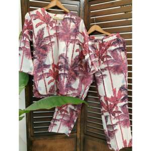 Conjunto de Pijama Informal y Transpirable para Mujer, Marca Breezy Palm, Tejido Modal, Manga Larga, Cintura Elástica con Botones y Cordón Ajustable - Product Image 5