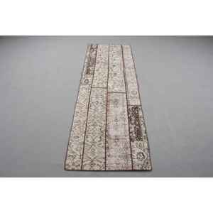 Alfombra Turca Vintage de 2,2x6,8 pies, Alfombra Marrón Abstracta de Lana - Product Image 1