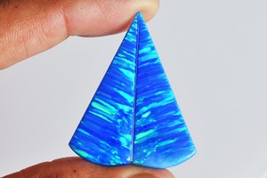 Par de Ópalos de Fuego Azul Verde Brillante, Corte Trillón, Cabujón de 38x15x2 MM, Hermosa Piedra Preciosa Brillante para Joyería Fina - Product Image 3