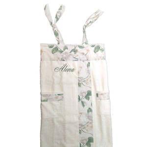 Serviette en éponge brodée avec des sangles - Product Image 1