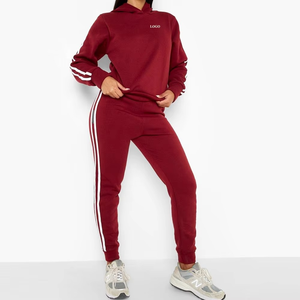 Vente en gros Ensemble survêtement à capuche et à deux rayures pour femme Pull-over personnalisé en coton pour femme Ensemble survêtement confortable - Product Image 3