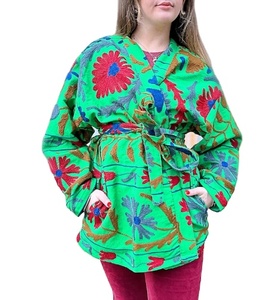 Veste Suzani unisexe à manches longues brodée à la main Vestes de bohème pour la fête et le printemps - Product Image 2